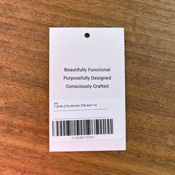 Everlane NWOT The Tencel Way-High Taper Pant Pleated White Trousers, Size 14 - Picture 10 of 11